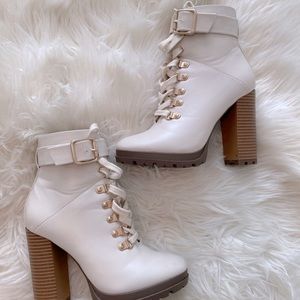 Cream high heel boots (6.5)
